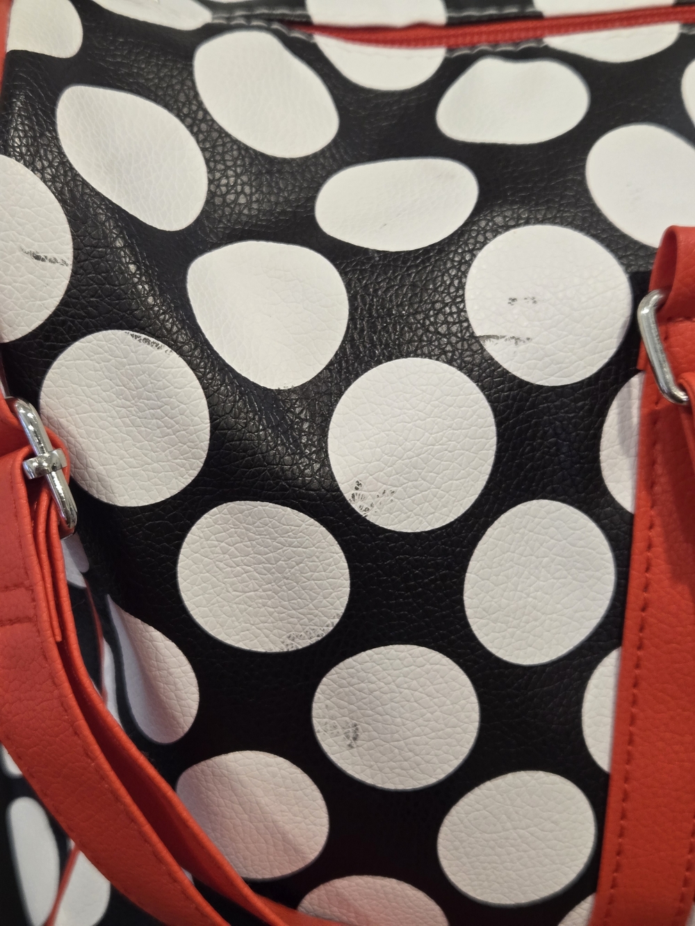 Minnie Mouse Black & White Polka Dot Travel Duffle with Red Accents - Picture 13 of 13